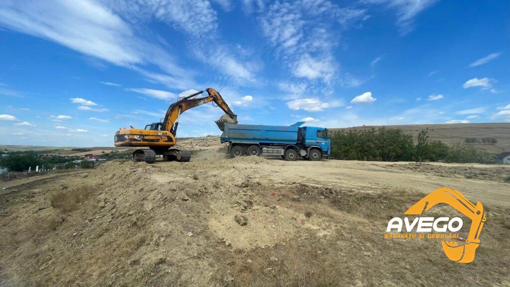 inchirieri excavatoare pe senile